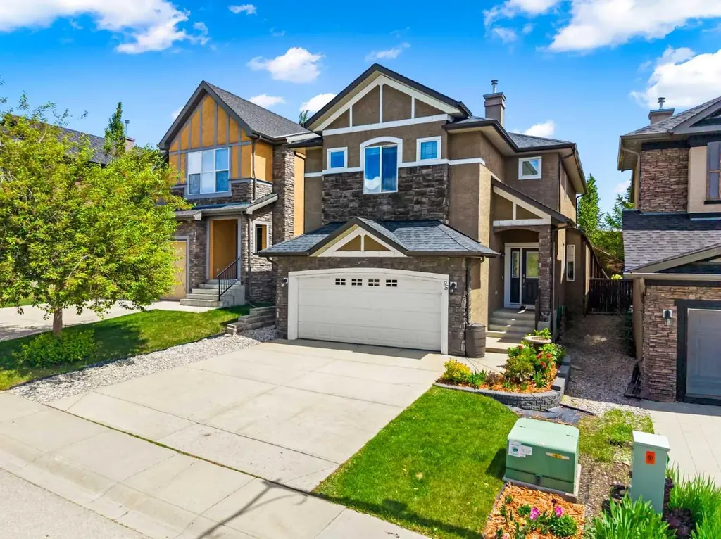 95 Aspen Stone Terrace SW Calgary AB T3H5Z2