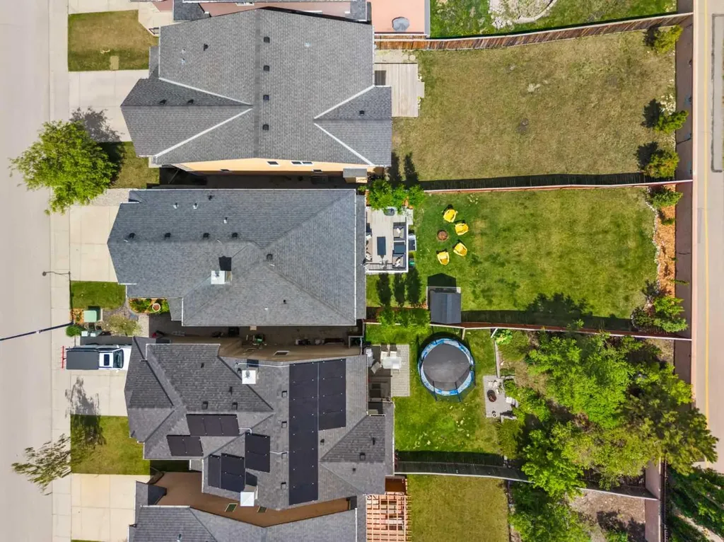 95 Aspen Stone Terrace SW Calgary AB T3H5Z2