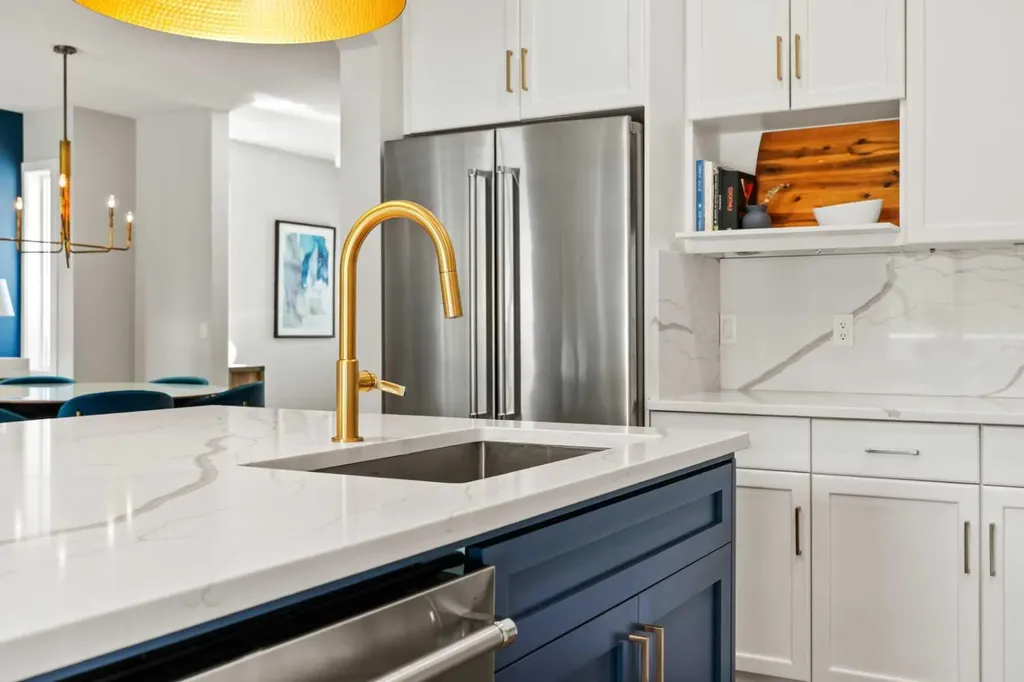 95 Aspen Stone Terrace SW Calgary AB T3H5Z2