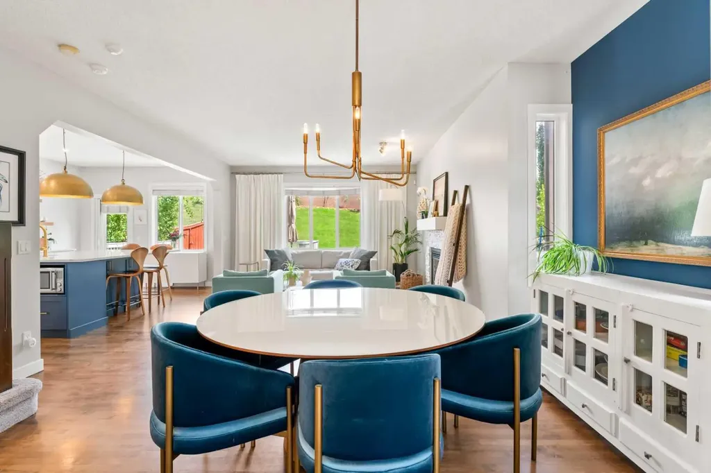 95 Aspen Stone Terrace SW Calgary AB T3H5Z2