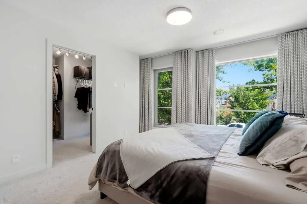 415 17 Avenue NW Calgary AB T2M 0N2