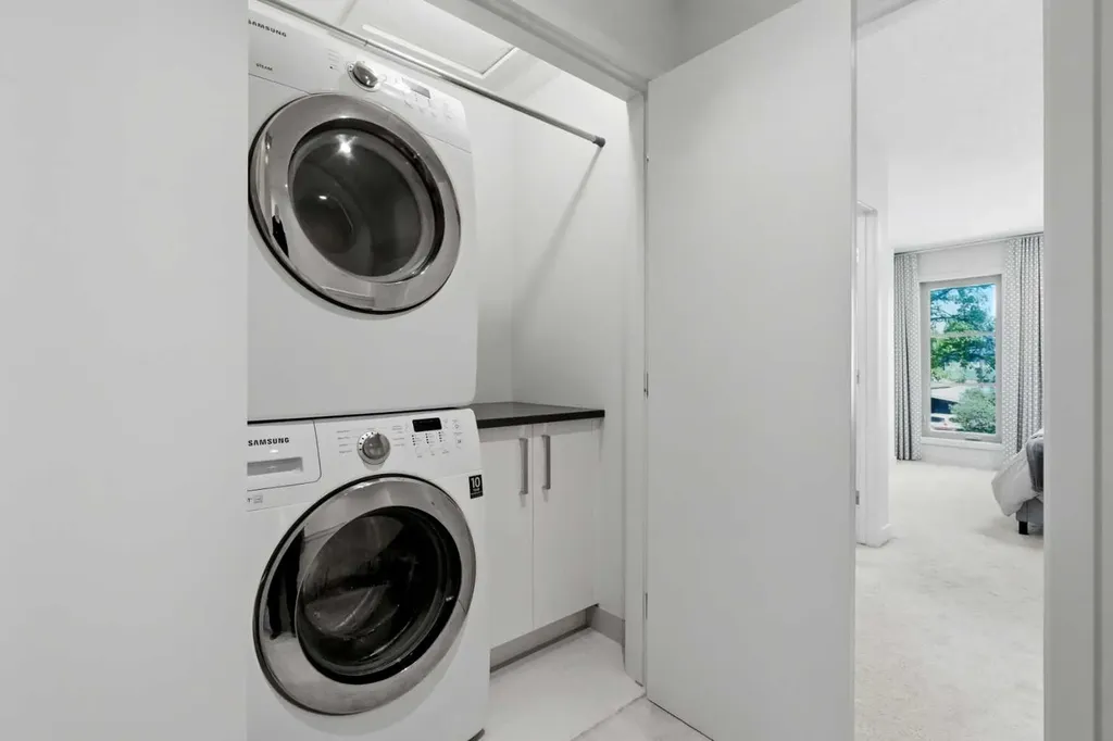 415 17 Avenue NW Calgary AB T2M 0N2