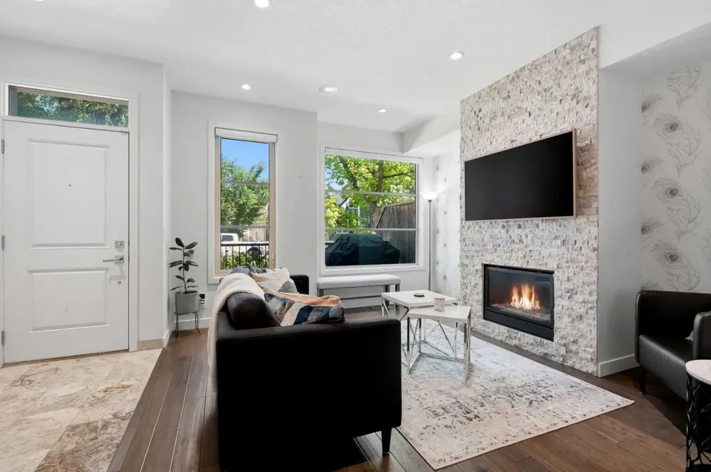 415 17 Avenue NW Calgary AB T2M 0N2