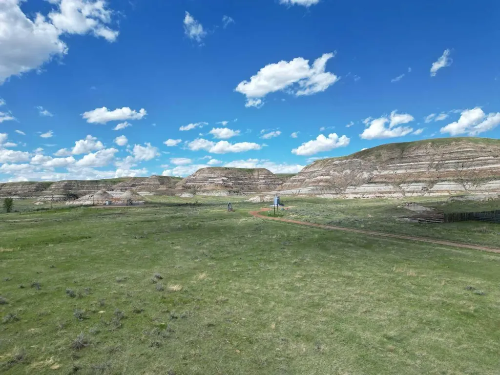 Highway 10 East Drumheller AB T0J0Y0