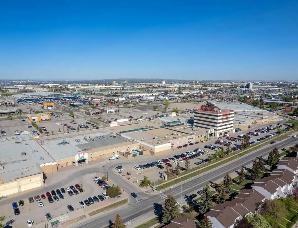 433 Memorial Drive NE Calgary AB T2A 7E7