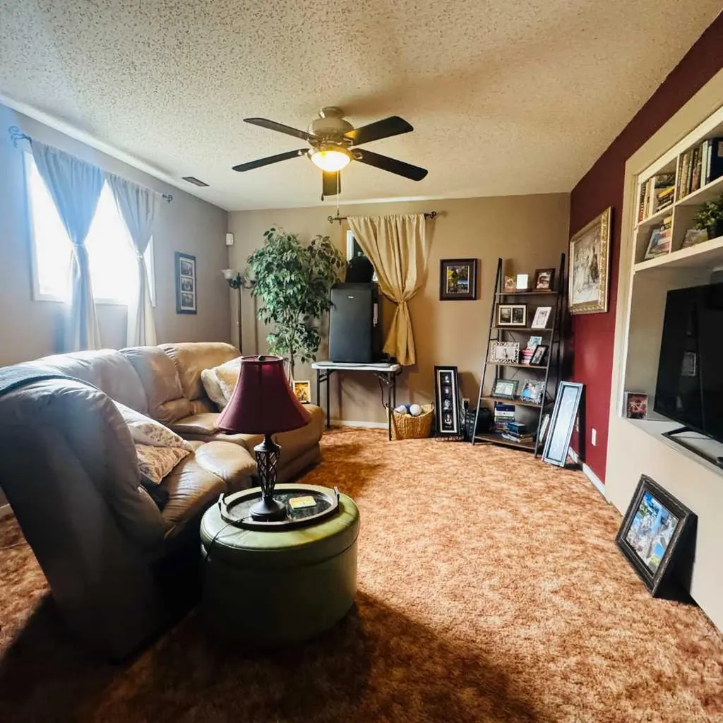 705 10 Avenue SE High River AB T1V 1K3
