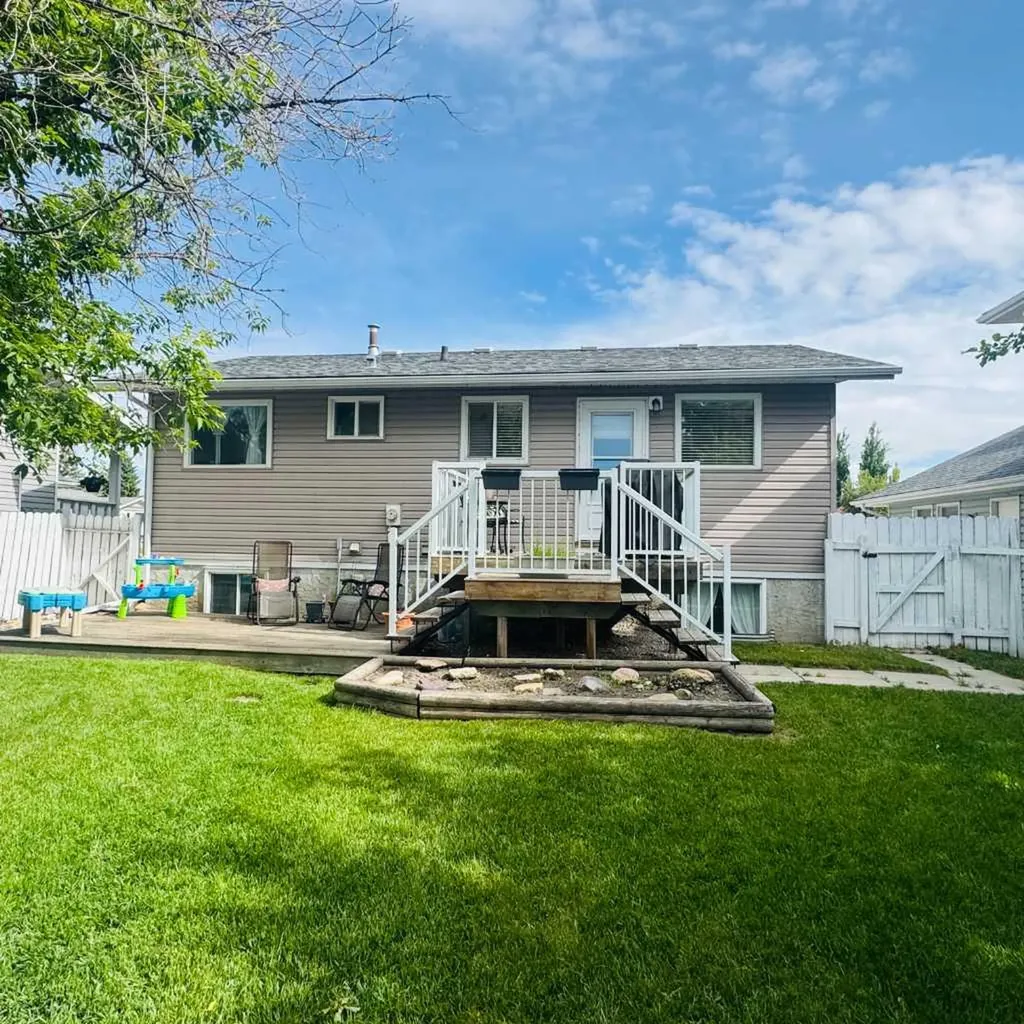 705 10 Avenue SE High River AB T1V 1K3