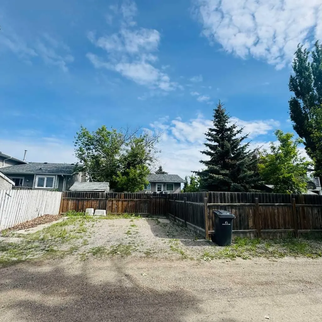 705 10 Avenue SE High River AB T1V 1K3