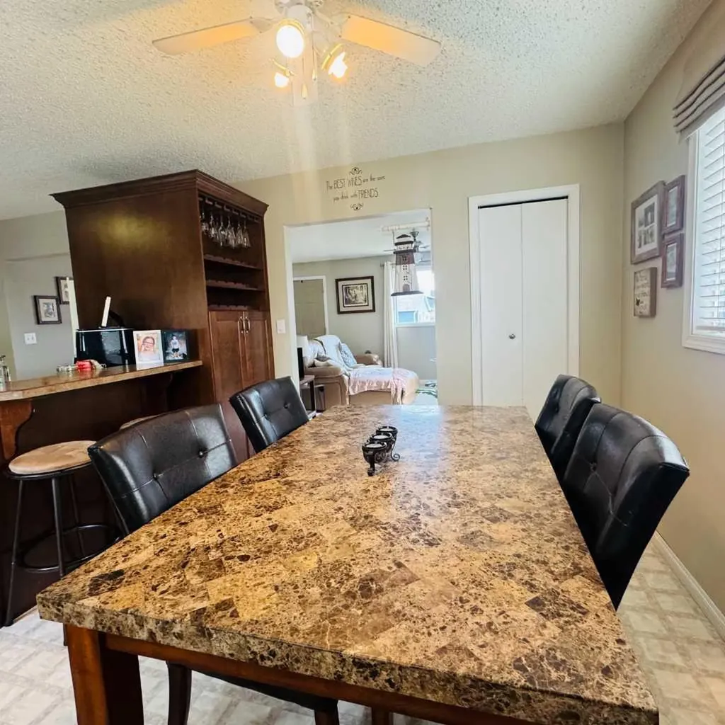 705 10 Avenue SE High River AB T1V 1K3