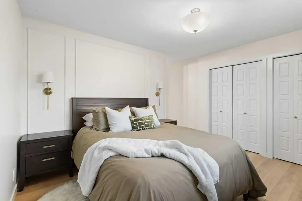 14 Village Crescent Red Deer AB T4R 0P3
