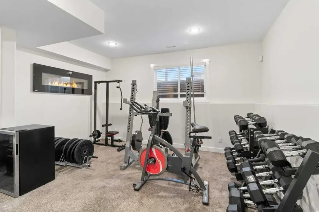 14 Village Crescent Red Deer AB T4R 0P3