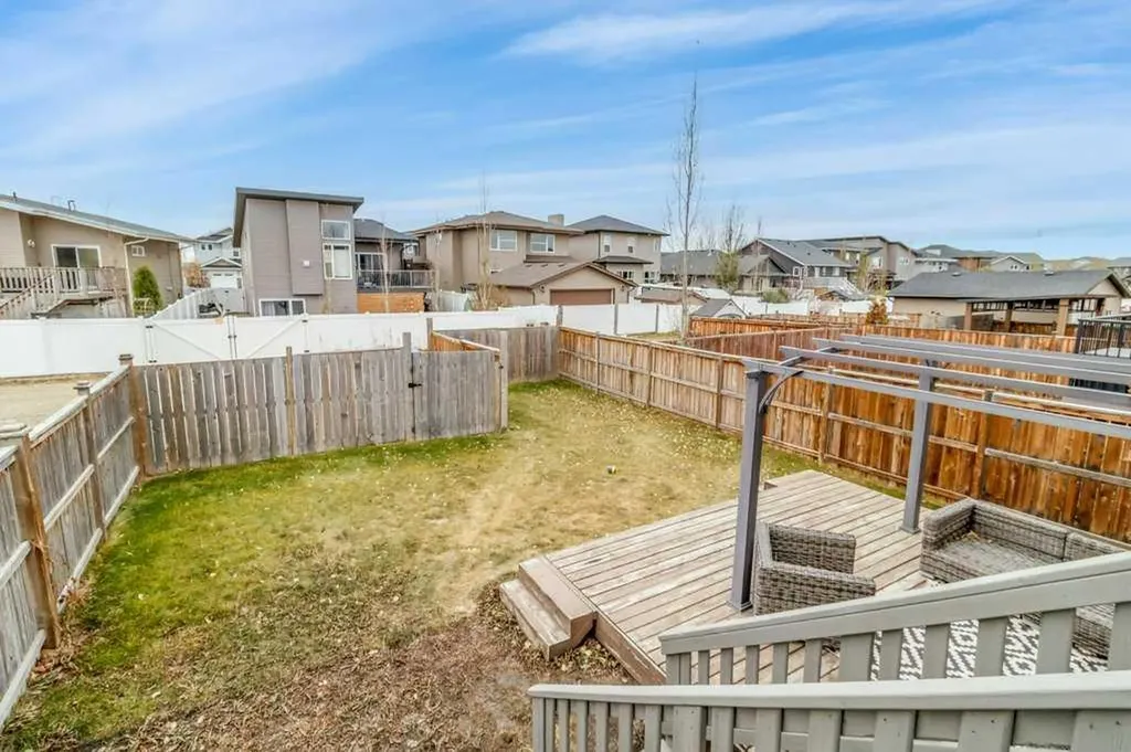 14 Village Crescent Red Deer AB T4R 0P3