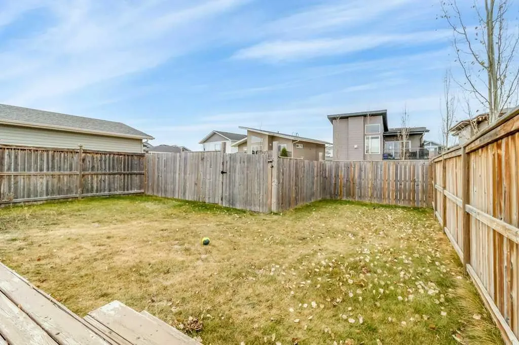 14 Village Crescent Red Deer AB T4R 0P3