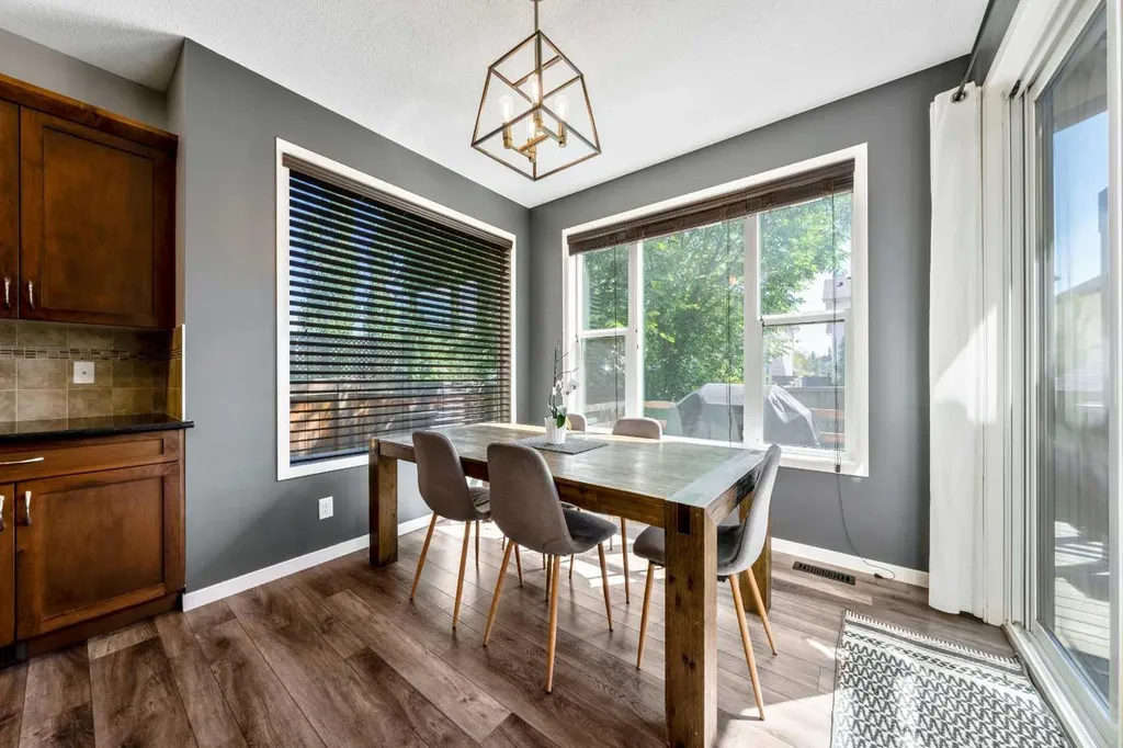 16 Brightoncrest Manor SE Calgary AB T2Z 0N9