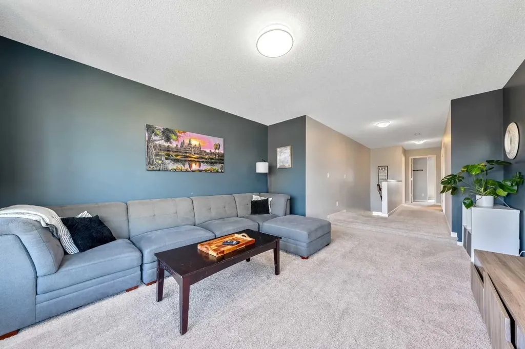16 Brightoncrest Manor SE Calgary AB T2Z 0N9