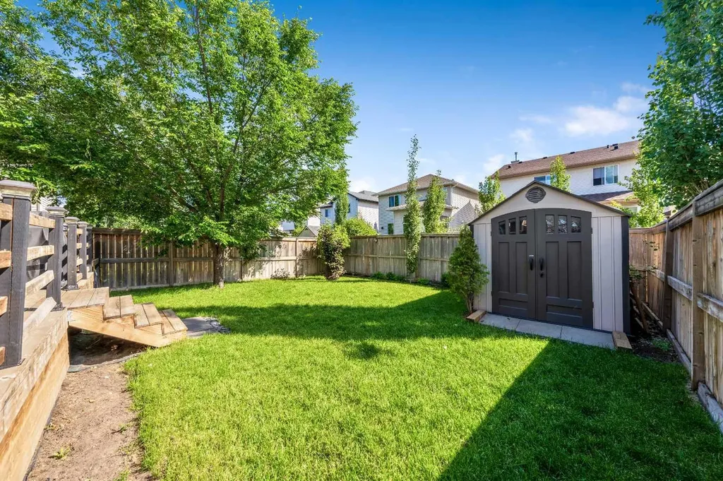 16 Brightoncrest Manor SE Calgary AB T2Z 0N9
