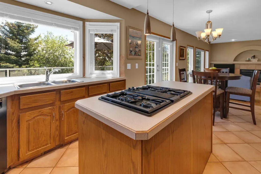 147 Hawkcliff Way NW Calgary AB T3G 2S6