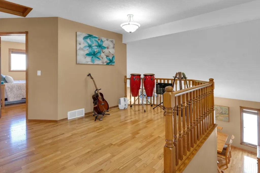 147 Hawkcliff Way NW Calgary AB T3G 2S6
