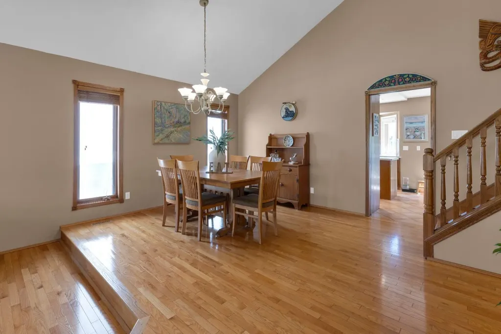 147 Hawkcliff Way NW Calgary AB T3G 2S6