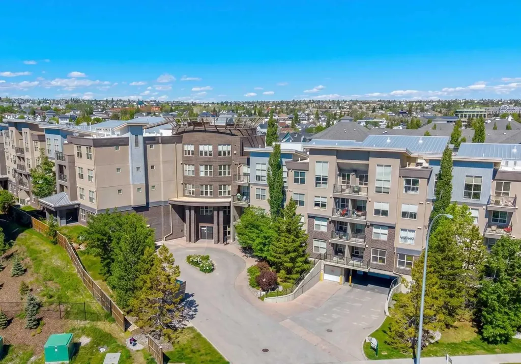 88 Arbour Lake Road NW Calgary AB T3G 0C2