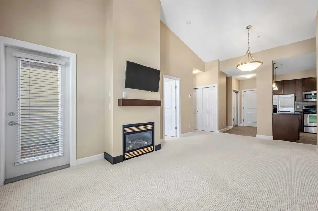 88 Arbour Lake Road NW Calgary AB T3G 0C2