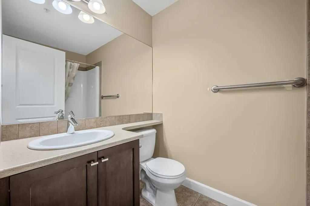 88 Arbour Lake Road NW Calgary AB T3G 0C2