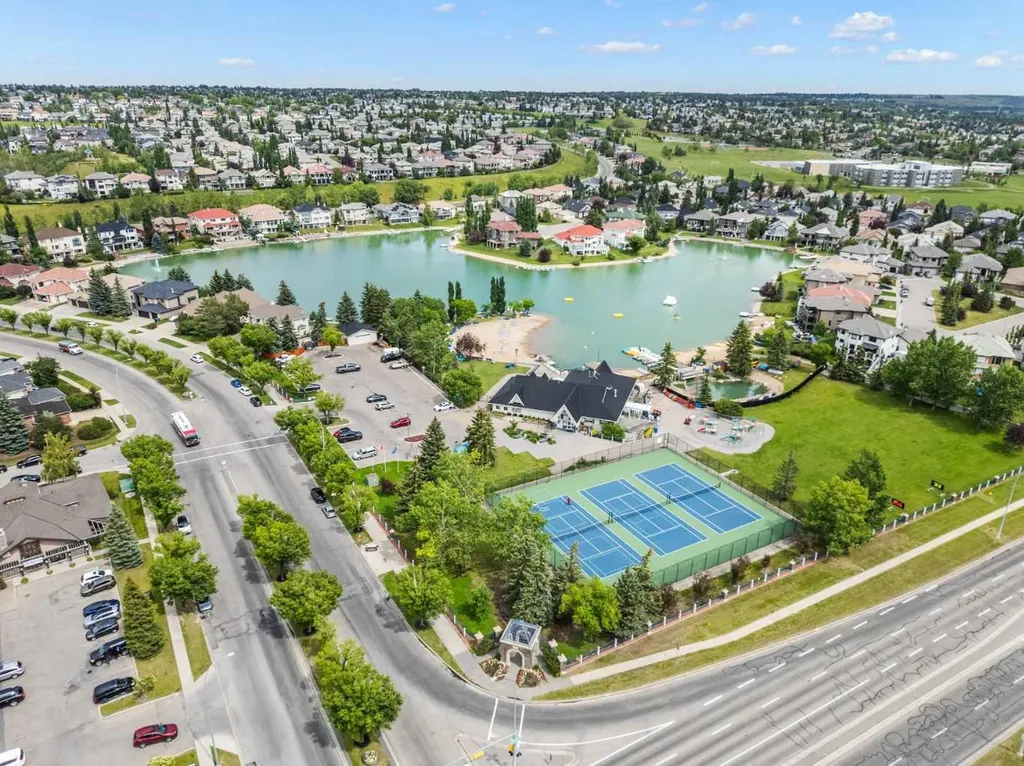 88 Arbour Lake Road NW Calgary AB T3G 0C2