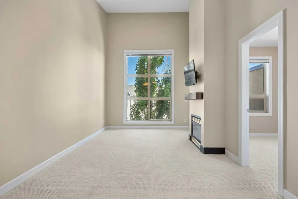 88 Arbour Lake Road NW Calgary AB T3G 0C2