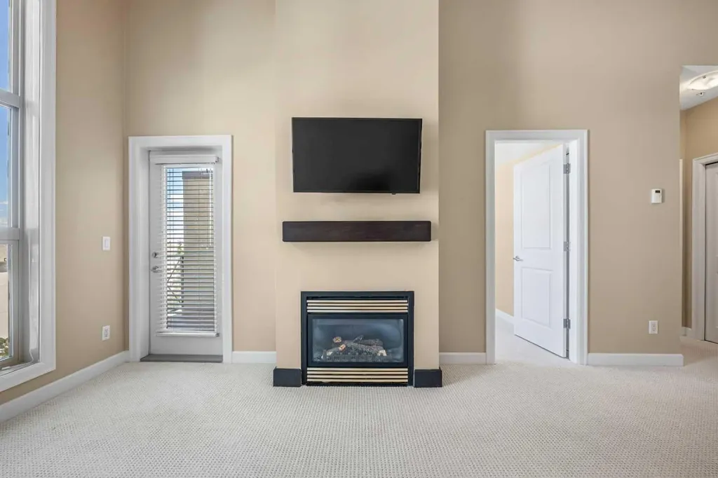 88 Arbour Lake Road NW Calgary AB T3G 0C2