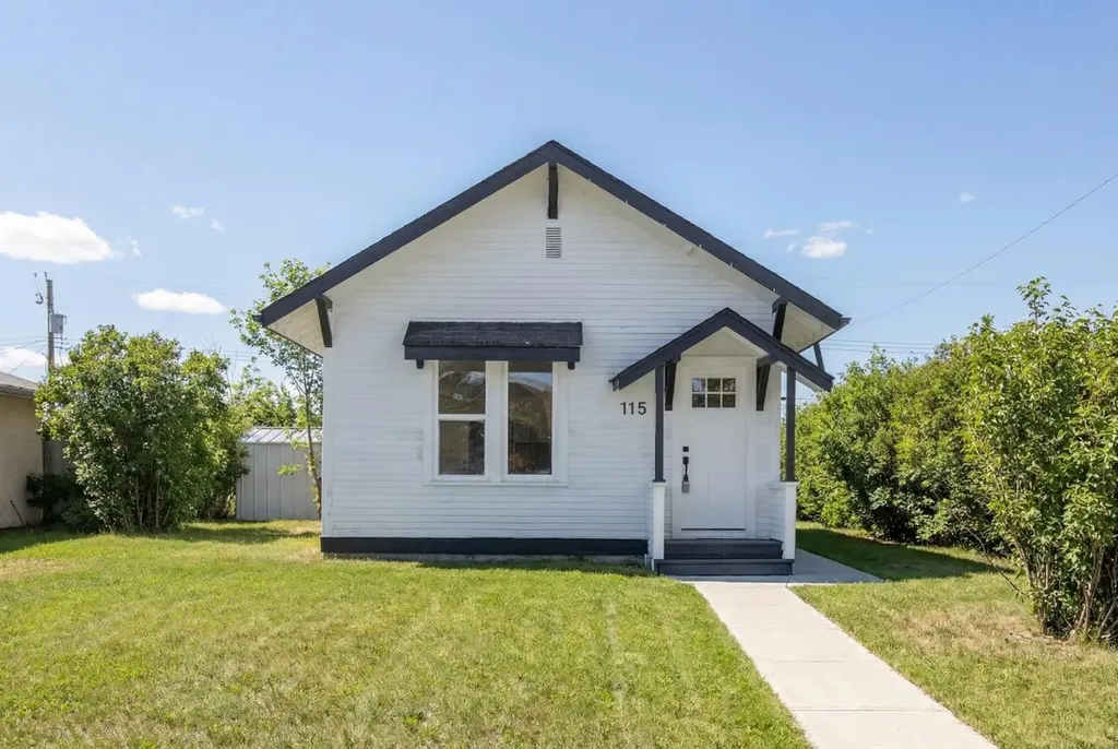 115 Niblock Street Bawlf AB T0B 0J0