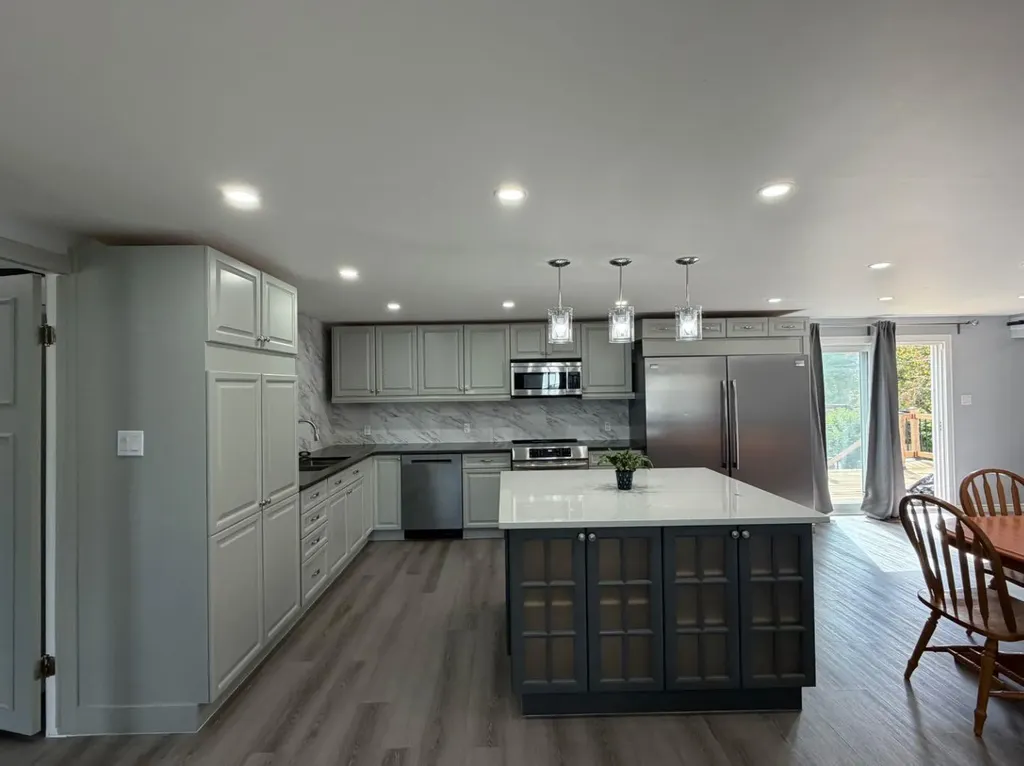 423 Bruce Avenue Carbon AB T0M 0L0