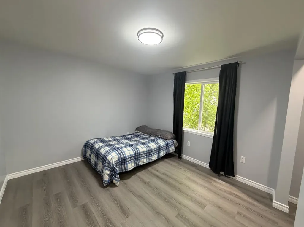 423 Bruce Avenue Carbon AB T0M 0L0