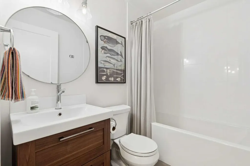 312 Shawcliffe Circle SW Calgary AB T2Y 1A4