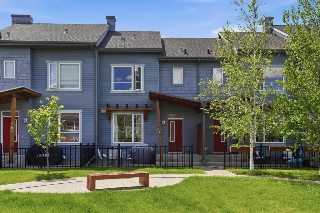 184 Chapalina Square SE Calgary AB T2X 0L5
