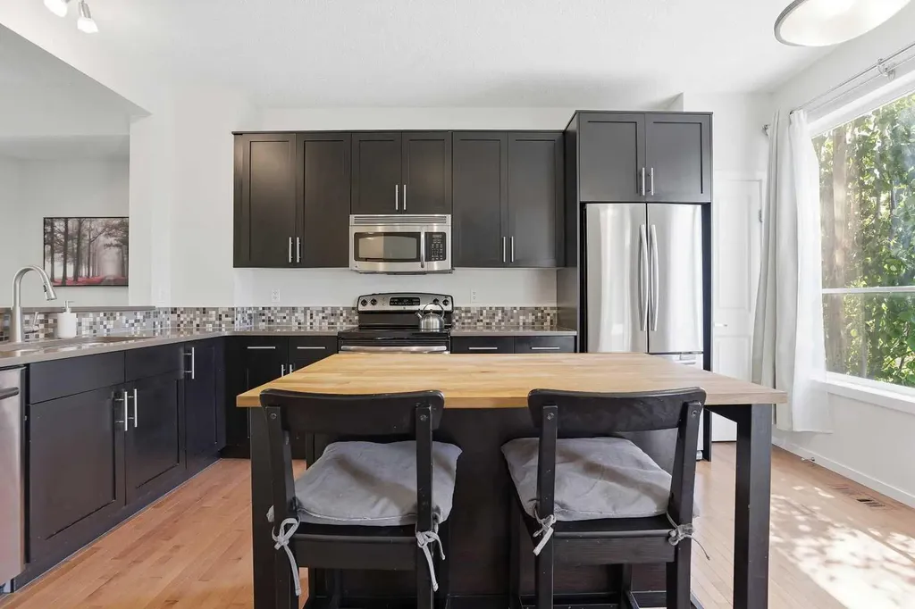184 Chapalina Square SE Calgary AB T2X 0L5