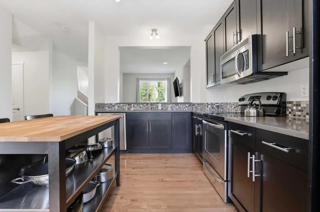184 Chapalina Square SE Calgary AB T2X 0L5