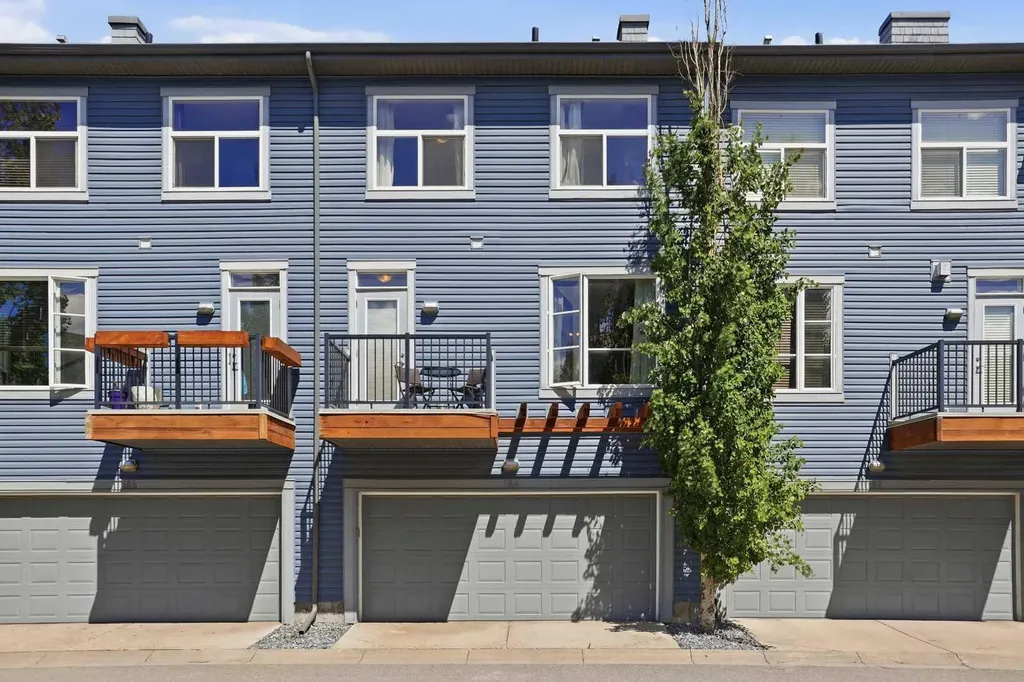 184 Chapalina Square SE Calgary AB T2X 0L5