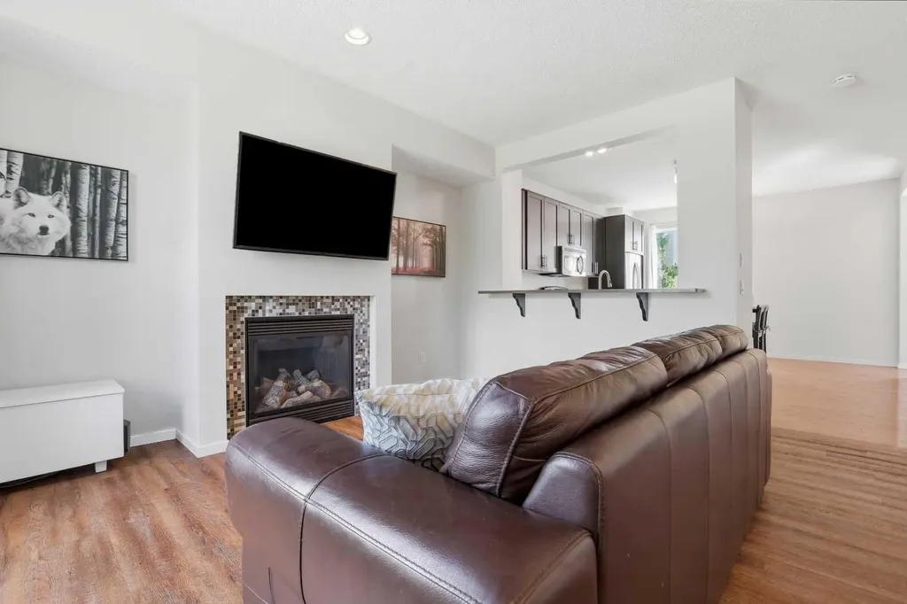 184 Chapalina Square SE Calgary AB T2X 0L5