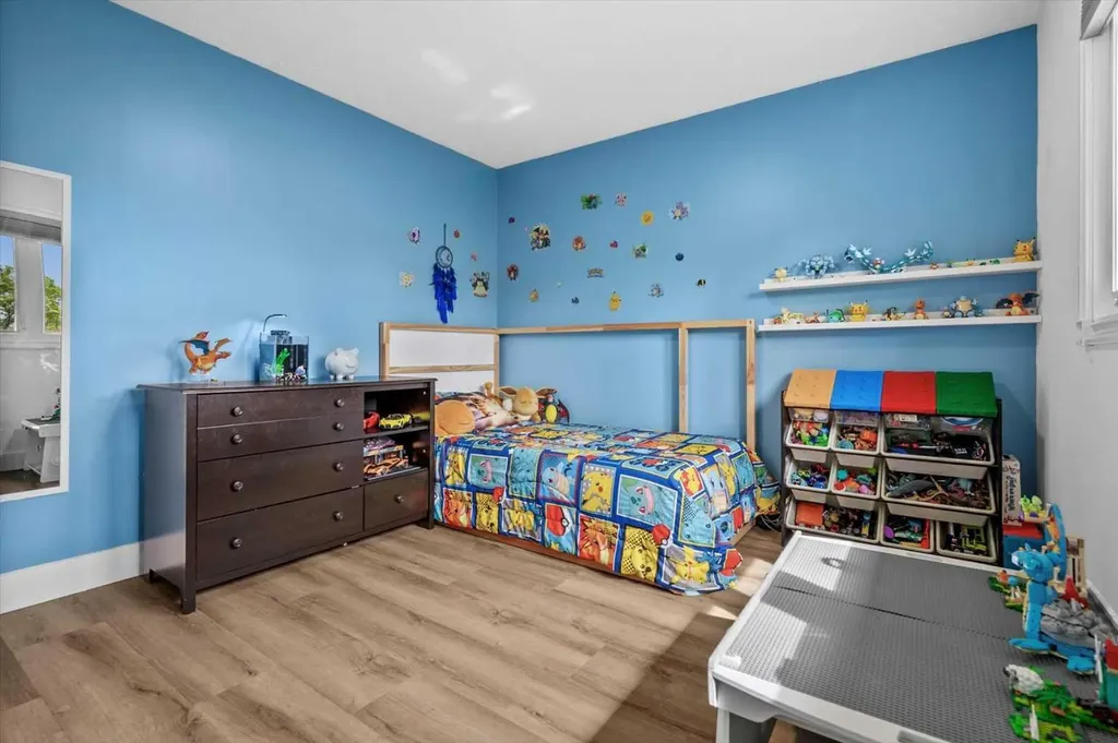 96 Sunhurst Road SE Calgary AB T2X 1V8