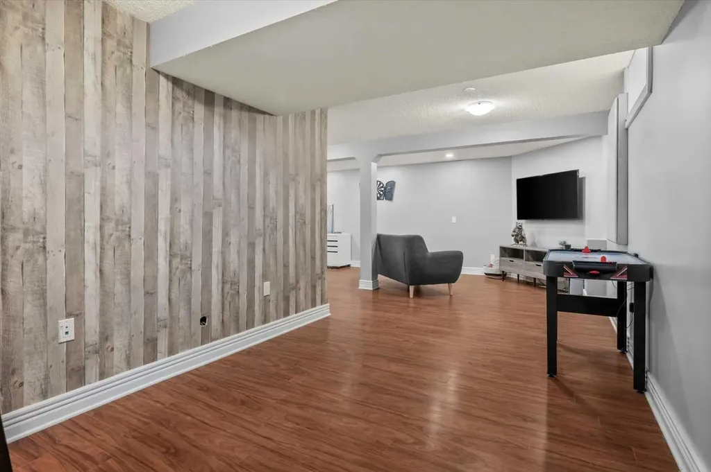 96 Sunhurst Road SE Calgary AB T2X 1V8