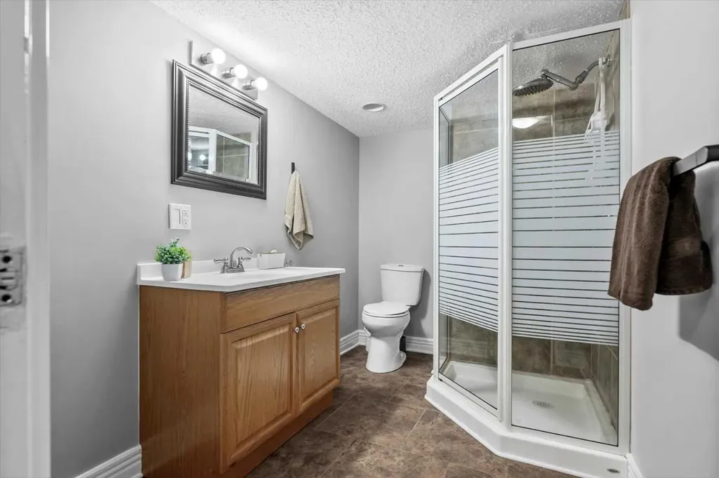 96 Sunhurst Road SE Calgary AB T2X 1V8
