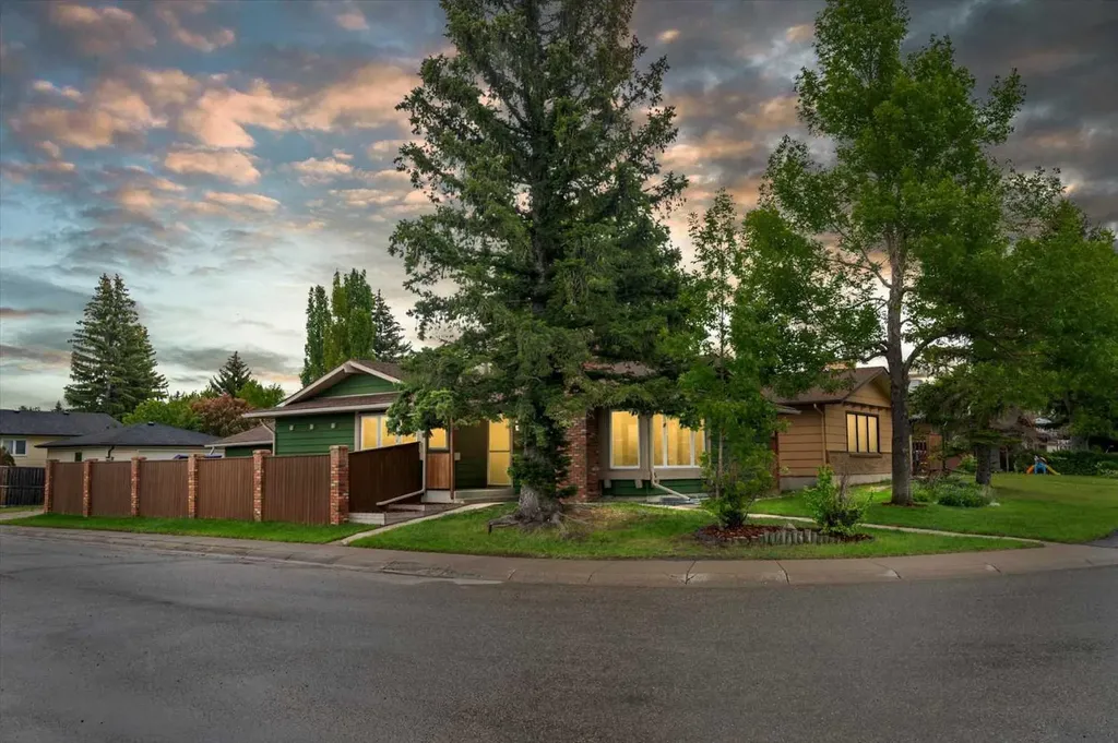 96 Sunhurst Road SE Calgary AB T2X 1V8