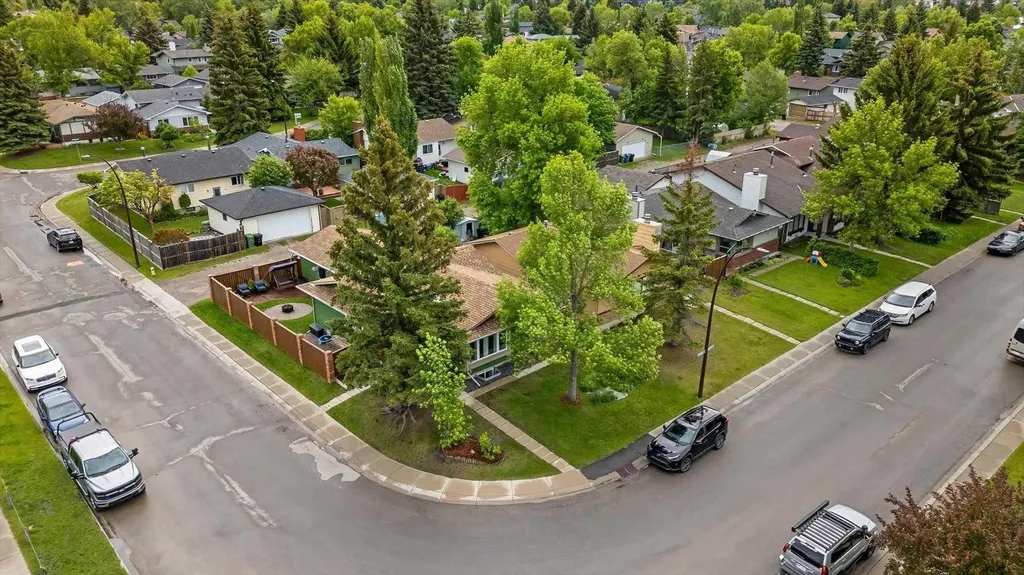 96 Sunhurst Road SE Calgary AB T2X 1V8