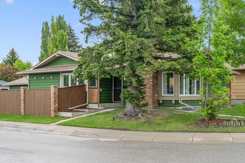96 Sunhurst Road SE Calgary AB T2X 1V8