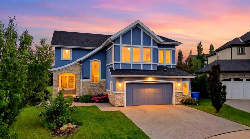 136 Stonemere Close Chestermere AB T1X0C4