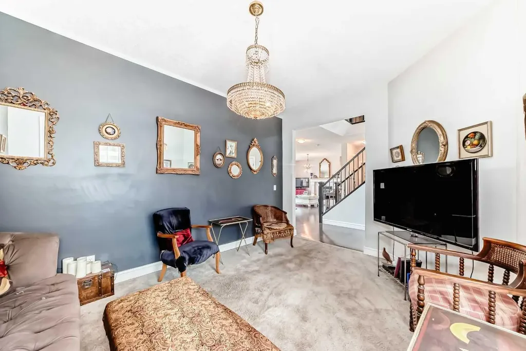 136 Stonemere Close Chestermere AB T1X0C4