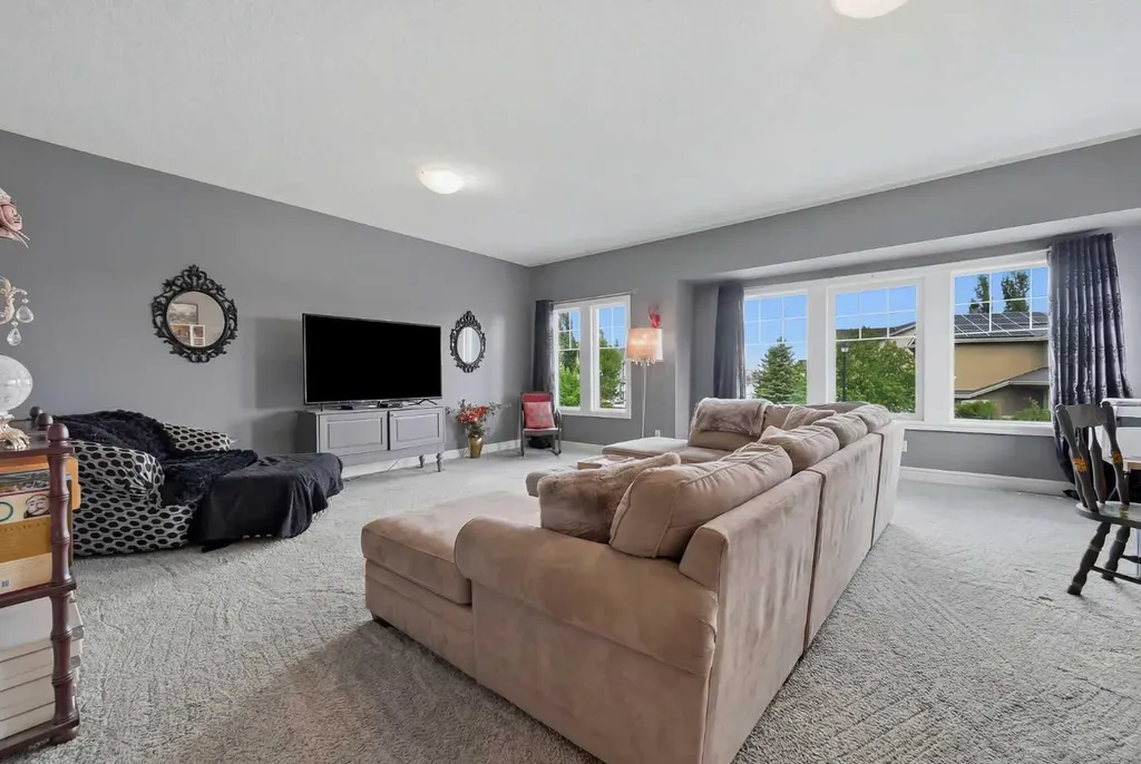 136 Stonemere Close Chestermere AB T1X0C4
