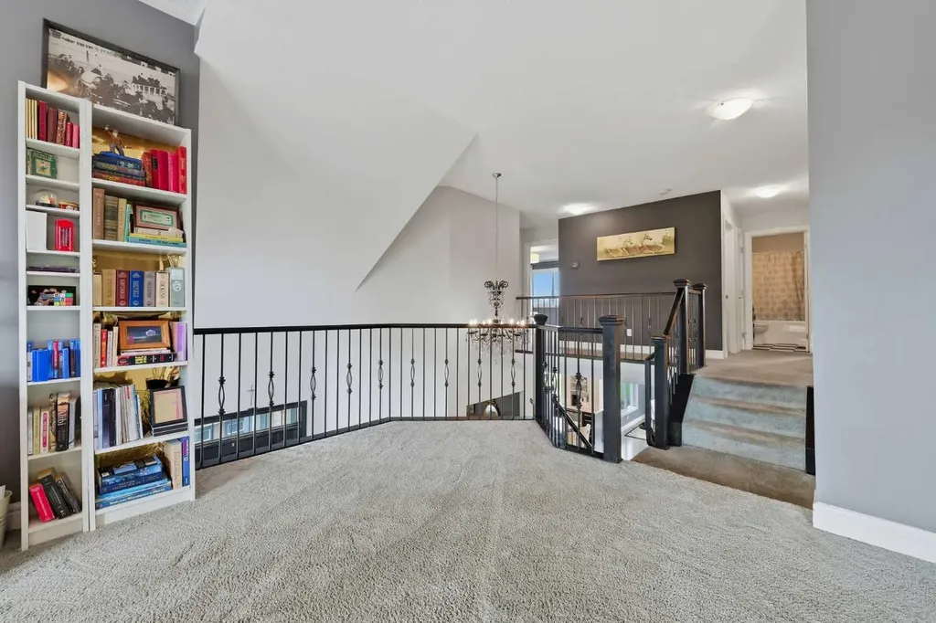 136 Stonemere Close Chestermere AB T1X0C4