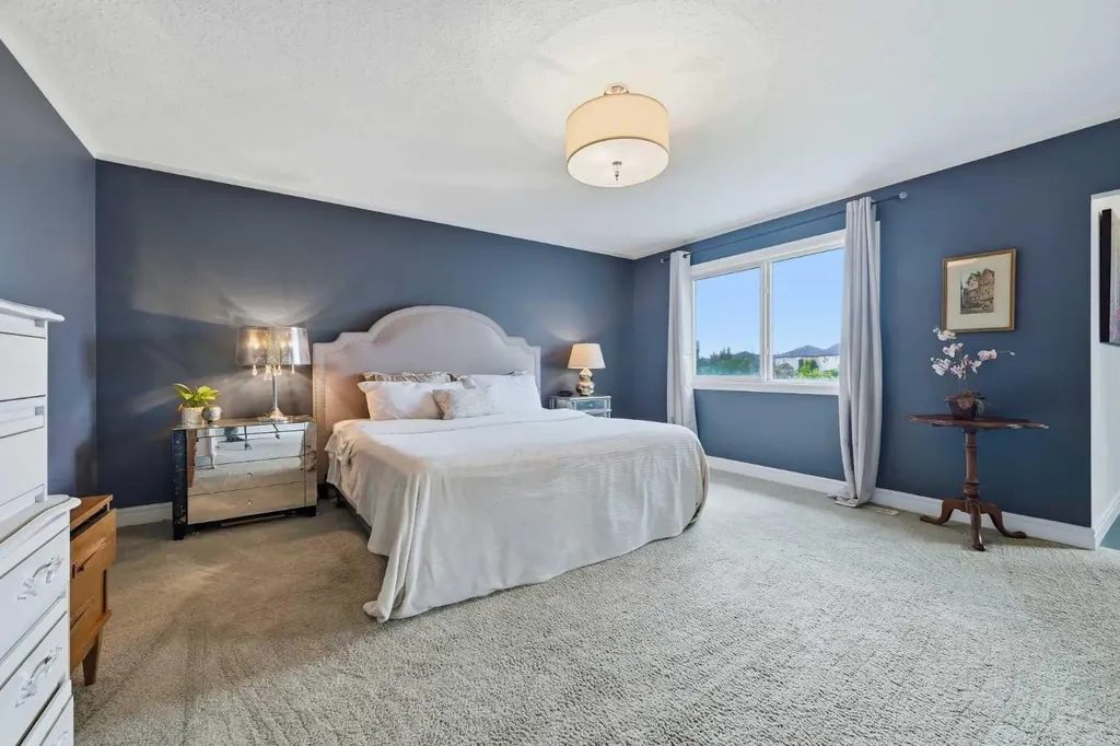136 Stonemere Close Chestermere AB T1X0C4
