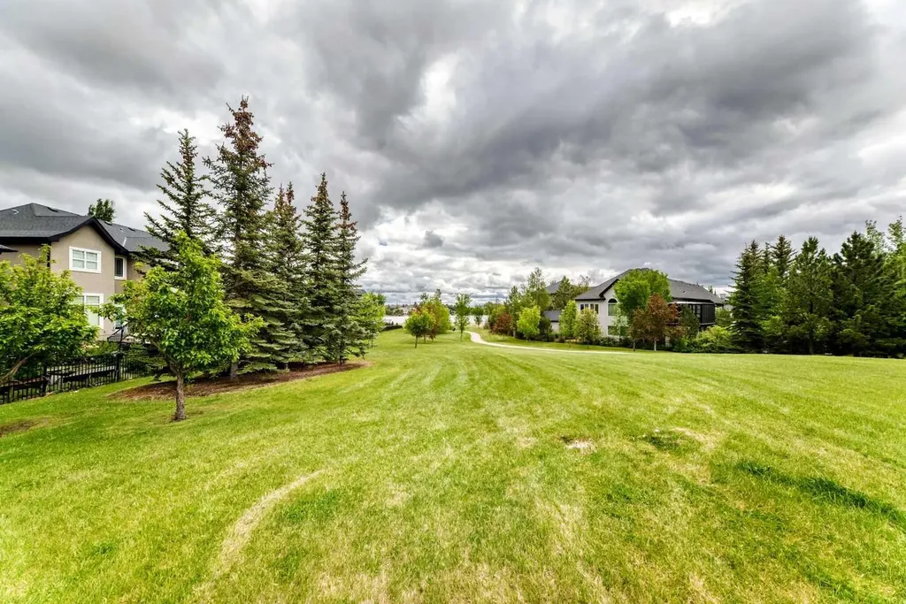 136 Stonemere Close Chestermere AB T1X0C4